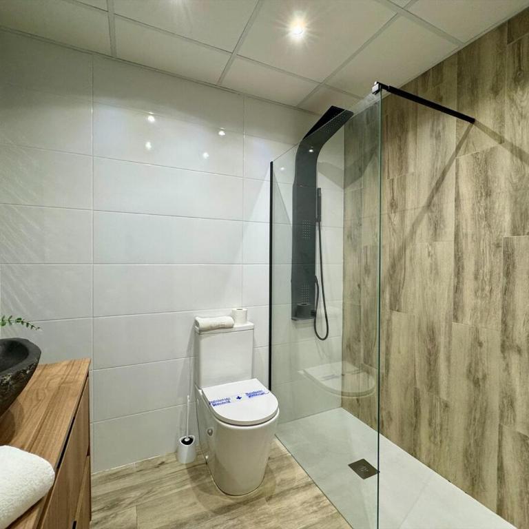 Reino Vlc - centrico y amplio piso - Three-Bedroom Apartment - 9