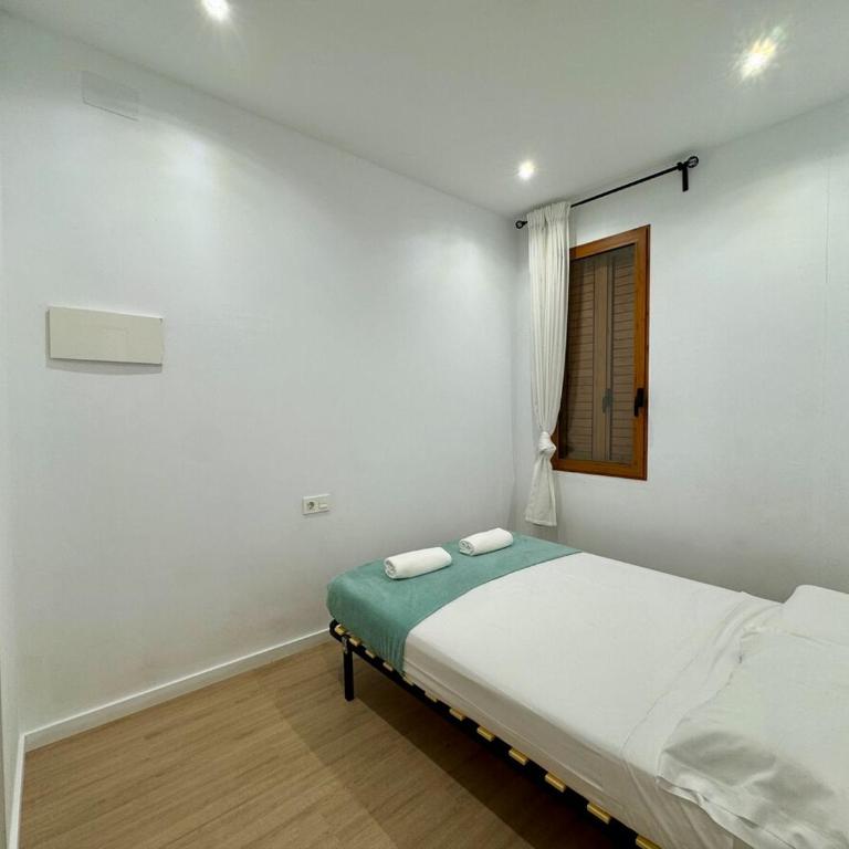 Reino Vlc - centrico y amplio piso - Three-Bedroom Apartment - 16
