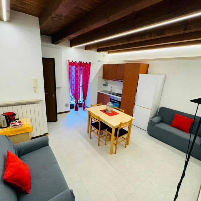 Fondaco Medievale - Appartamento con 2 Camere da Letto - 2