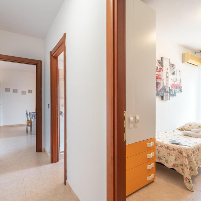 AffittaSardegna-Appartamenti Agostino - Appartamento Familiare con 2 Camere da Letto - 5