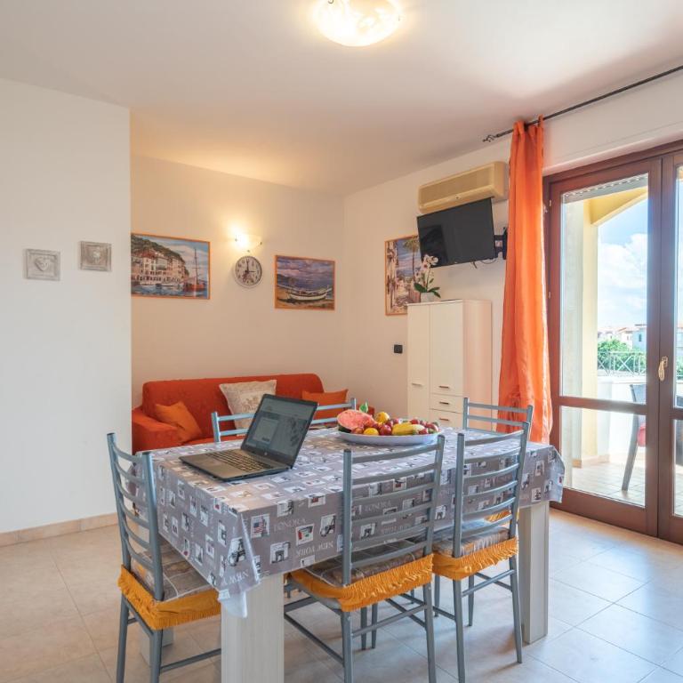 AffittaSardegna-Appartamenti Agostino - Appartamento Familiare con 2 Camere da Letto - 25