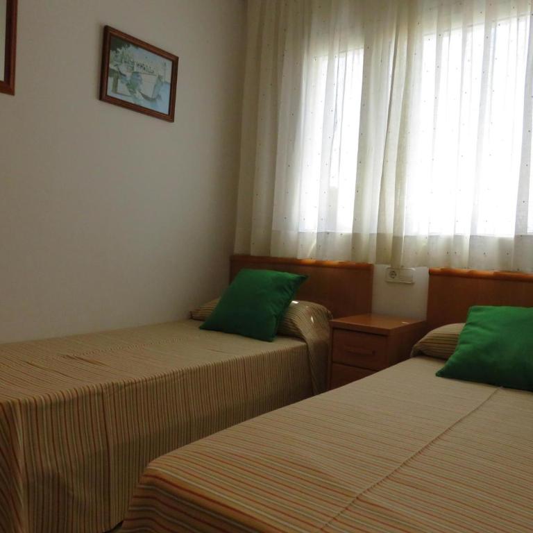 Apartamentos Las Brisas 3-2 - Two-Bedroom Apartment - 11