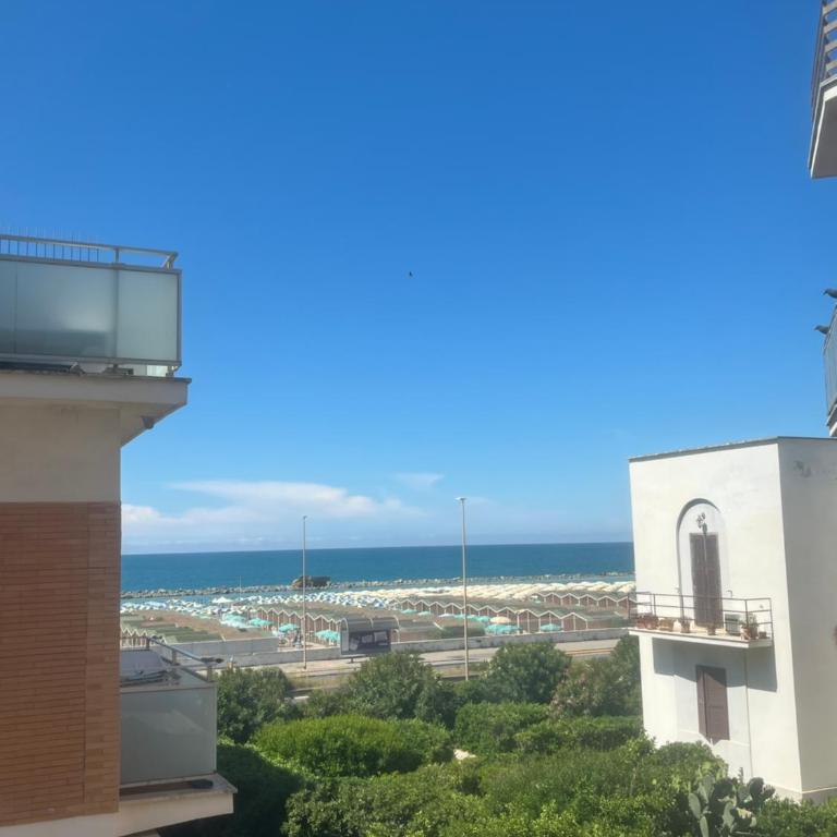E&C Suites Roma - Appartamento con Vista Mare - 1