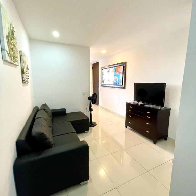 Lujo y espacio Bello Horozonte gran apartamento hasta 10 personas - Three-Bedroom Apartment - 7