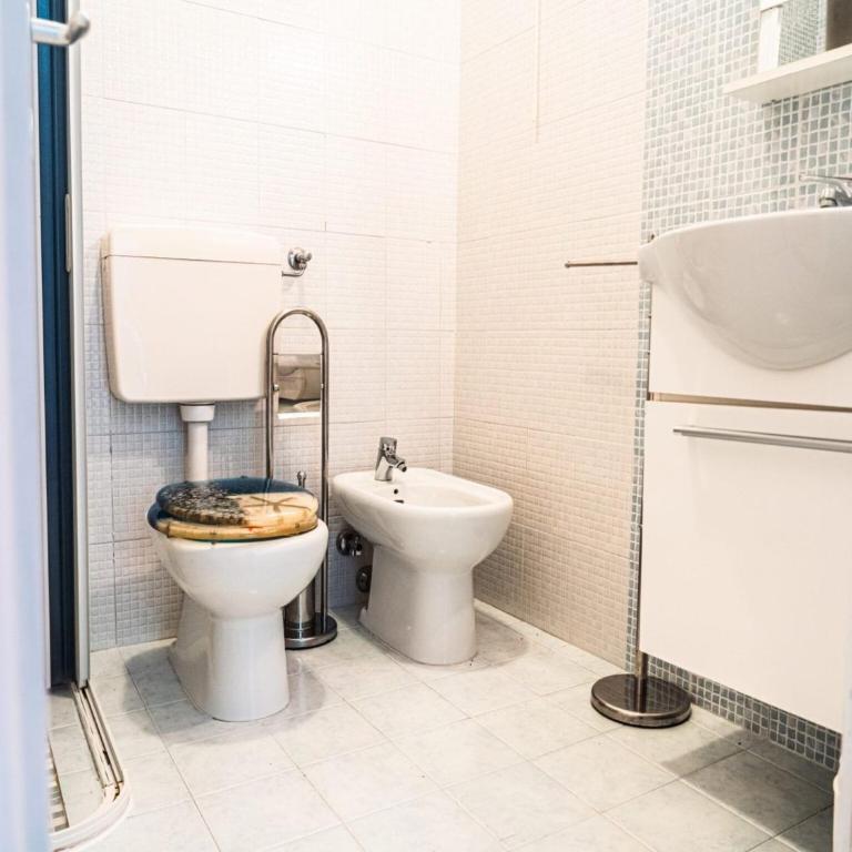 A lovely modern flat a stone throw from the sea - Appartamento - 14