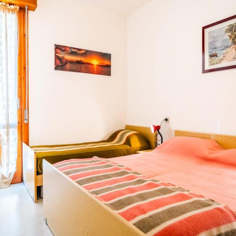A lovely modern flat a stone throw from the sea - Appartamento - 3