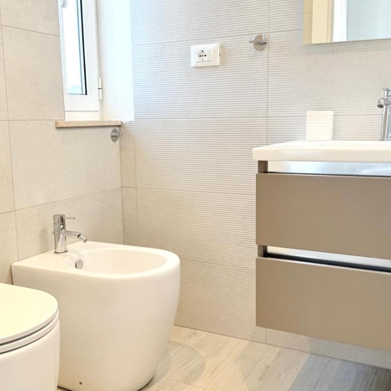 S270 - Sirolo, quadrilocale in centro con vista panoramica - Three-Bedroom Apartment - 32