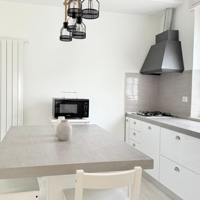 S270 - Sirolo, quadrilocale in centro con vista panoramica - Three-Bedroom Apartment - 16