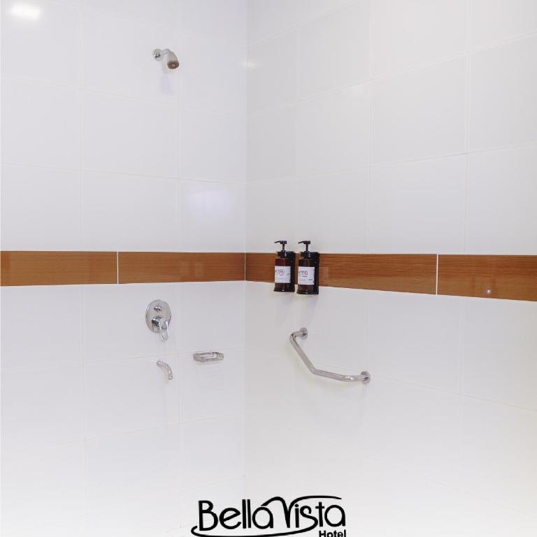 Bella Vista Hotel - Encarnación - Queen Room with Two Queen Beds - Disability Access - 2