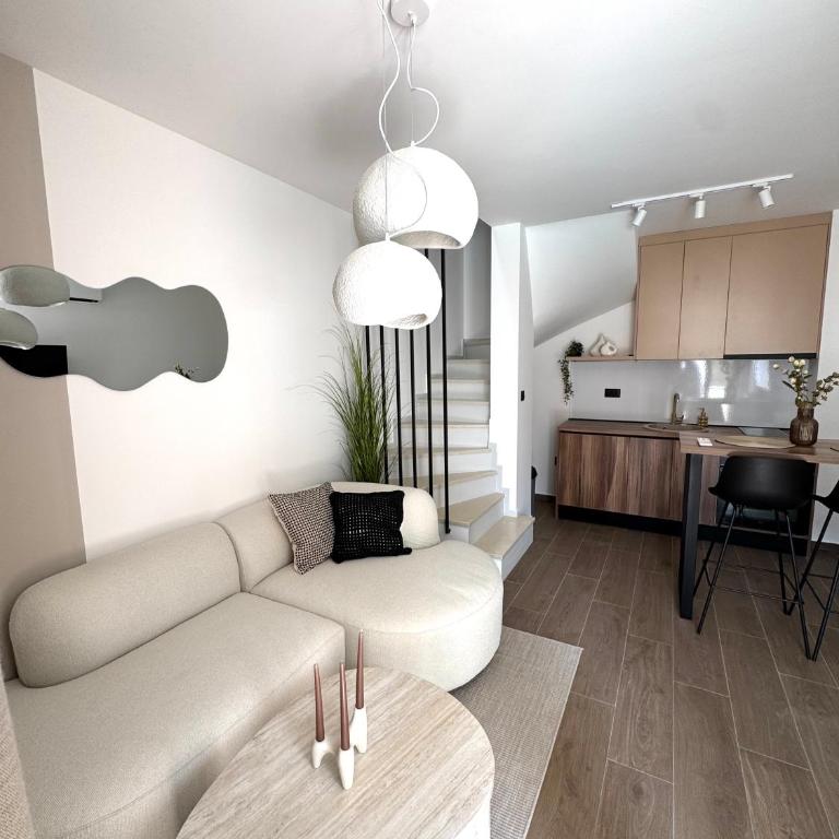Villa Sevdah - apartments in the city centre, with pool and free parking - One-Bedroom Apartment with Pool View - 4
