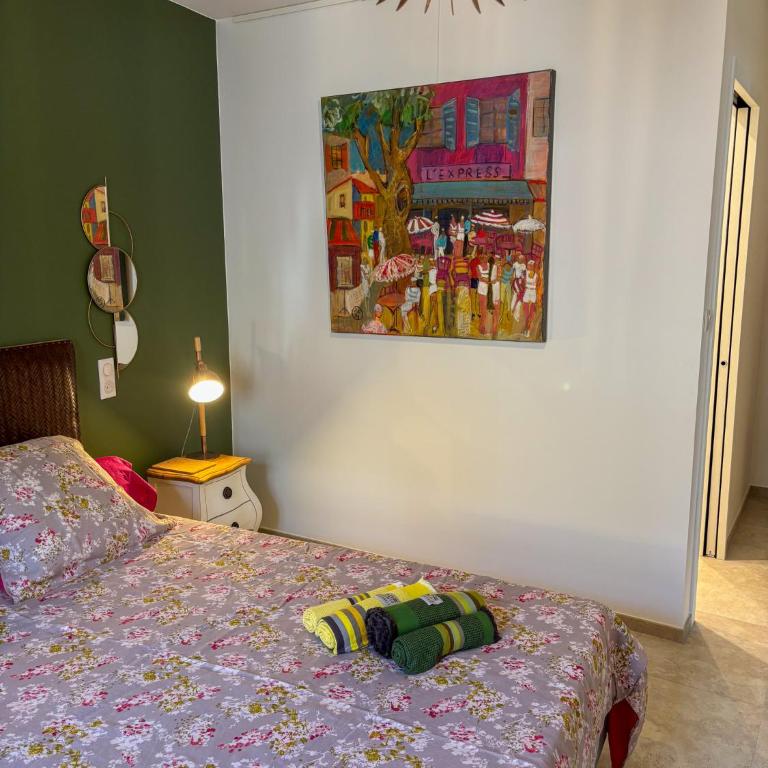 Maison sol en ciel Petit Dejeuner et Parking inclus - Chambre Double avec Salle de Bains Privative - 7