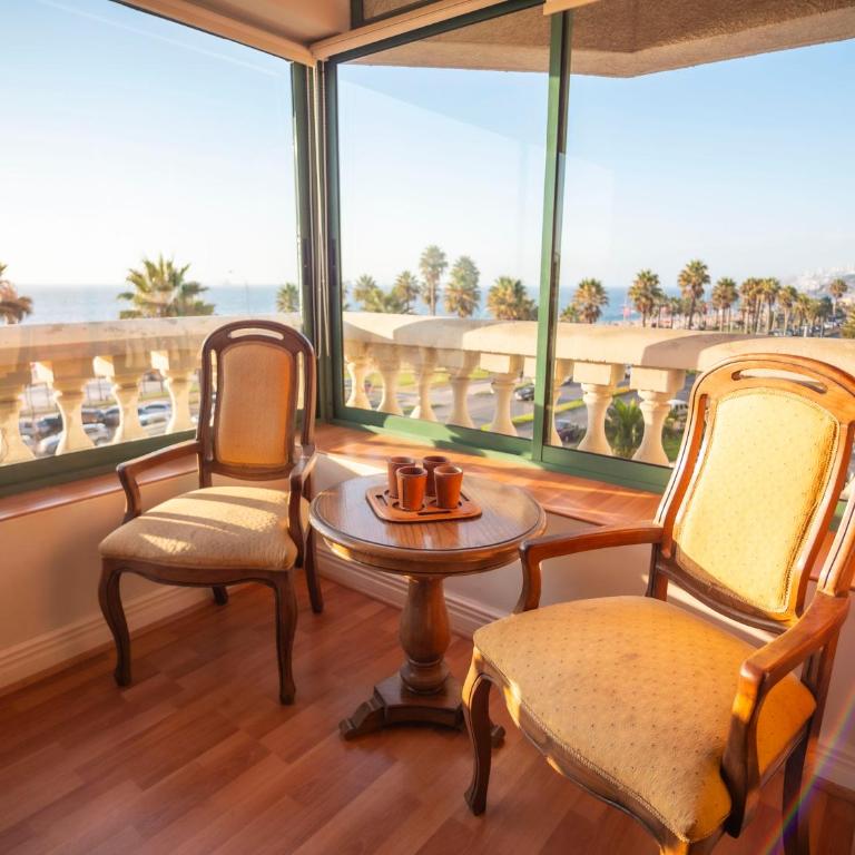 Departamento Coraceros 1ra Línea al Mar - Apartment - 3