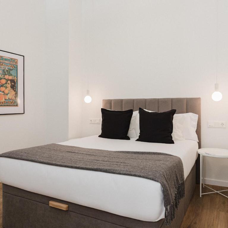 Gran Turia Apartments - Two-Bedroom Apartment with Terrace - 5