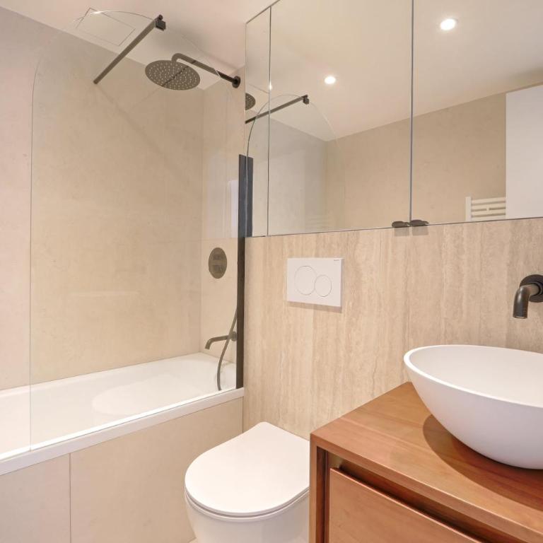 Louvre & Seine Luxury new 3BR Full AC By Melvane - Appartement - 7