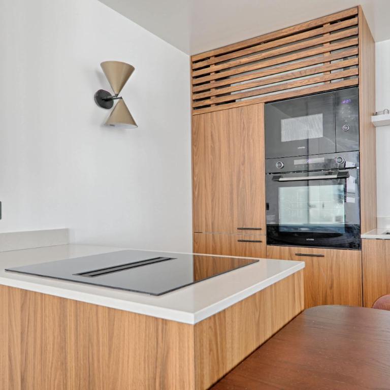 Louvre & Seine Luxury new 3BR Full AC By Melvane - Appartement - 23