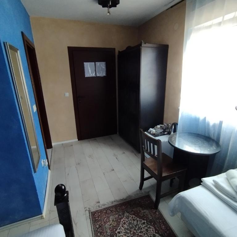 Apartman and rooms Dream House - Triple Room with Bathroom - 4
