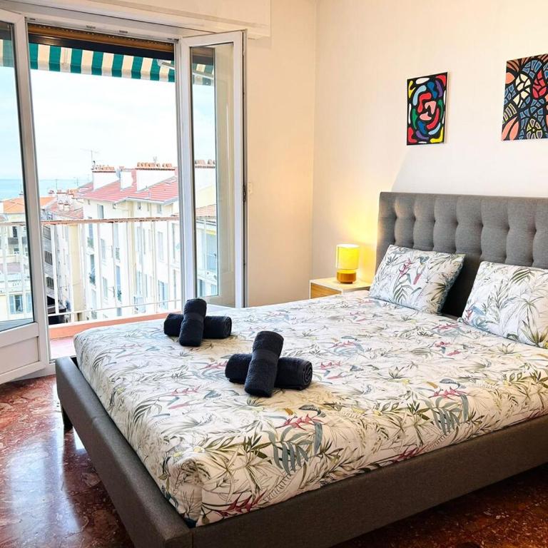 Azure Horizons Seaside Escape - Appartement 1 Chambre - Côté Mer - 17
