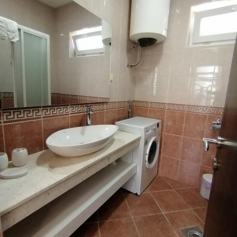 Apartments Knežević - Two-Bedroom Deluxe Apartment with Ocean View - 25