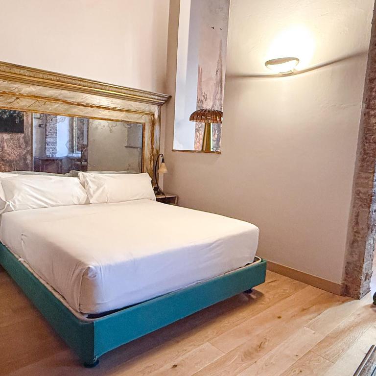 II Guelfo Bianco - Double Room - 11