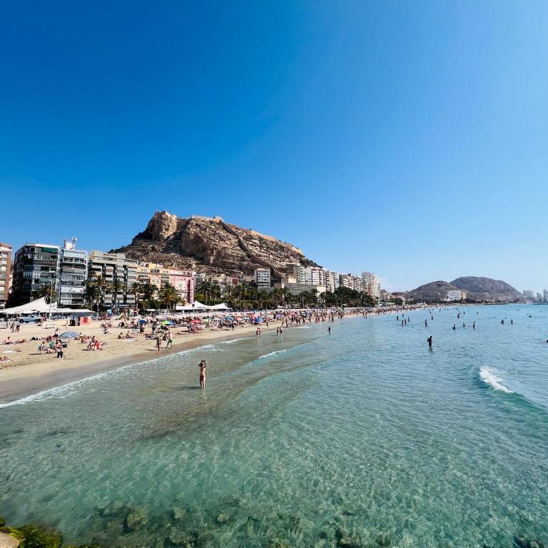 Relax Frente al Mar - Two-Bedroom Apartment - 65
