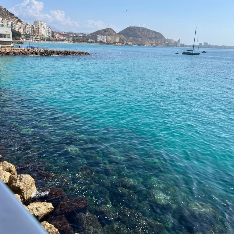 Relax Frente al Mar - Two-Bedroom Apartment - 70
