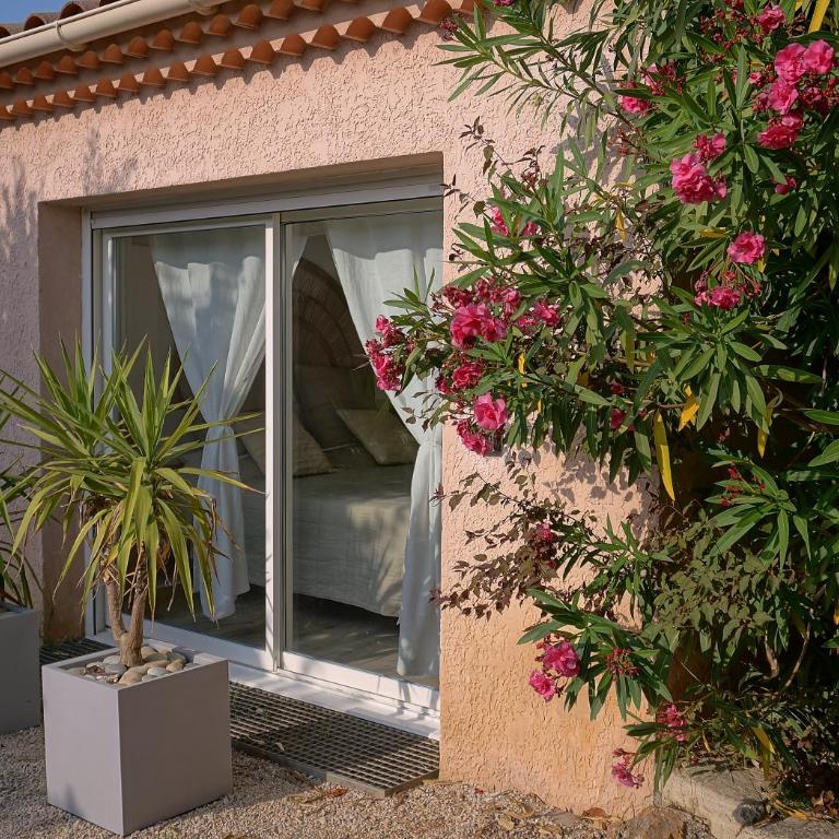 Villa hortensia - Chambre Double avec Climatisation - Vue sur Jardin - 14