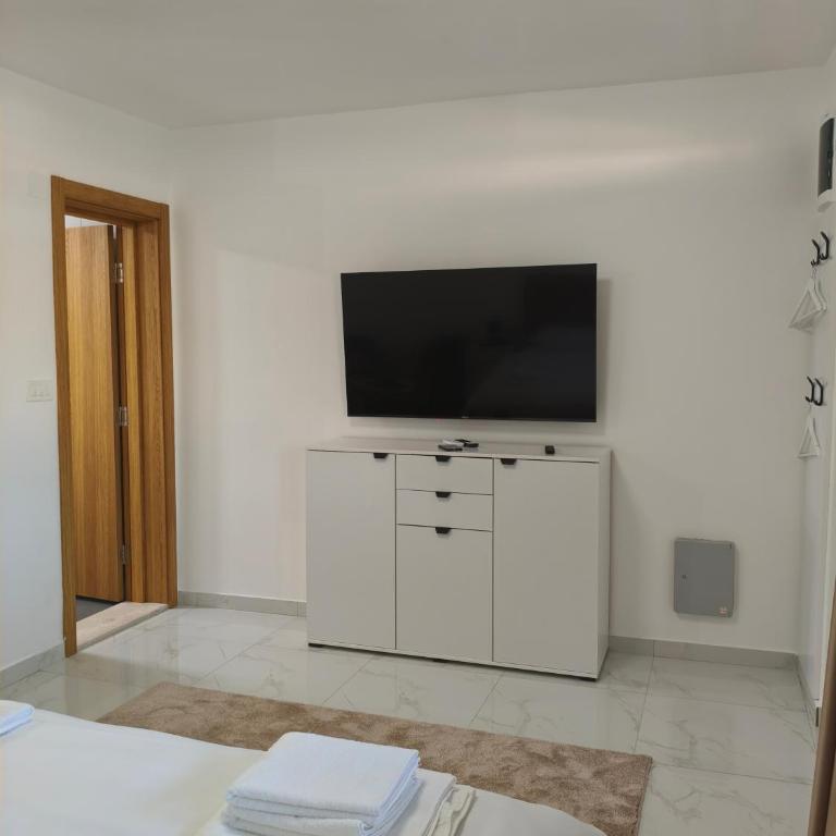 The River Studio Beli - Apartman sa 1 Spavaćom Sobom - 4