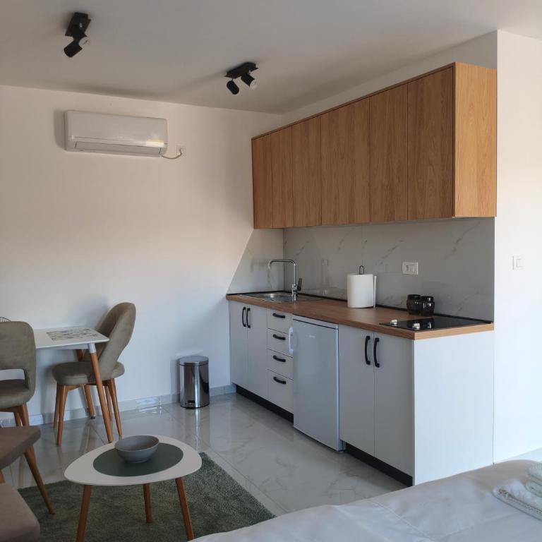 The River Studio Beli - Apartman sa 1 Spavaćom Sobom - 5