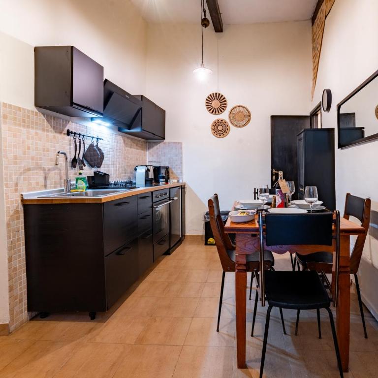 Santa Croce 2Suite Apartment - Two-Bedroom Apartment - 19