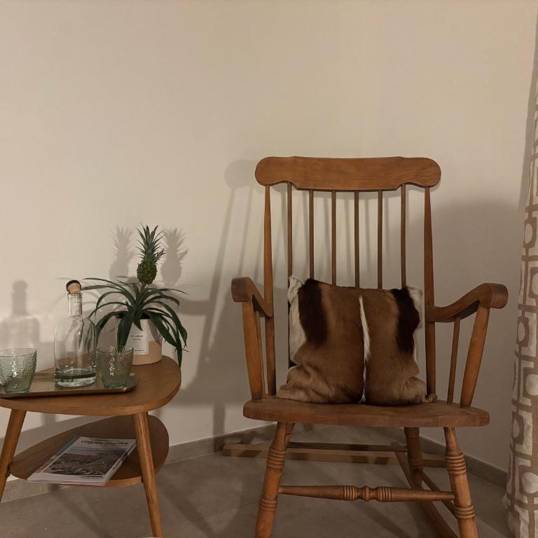 Maison sol en ciel Petit Dejeuner et Parking inclus - Chambre Double avec Salle de Bains Privative - 18
