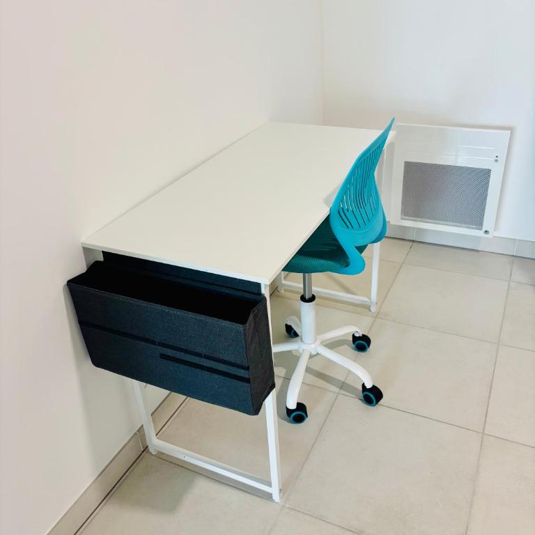 111 Acces direct 3min de la MER,2 places de parking gratuite, terrasse - Appartement 2 Chambres - 18