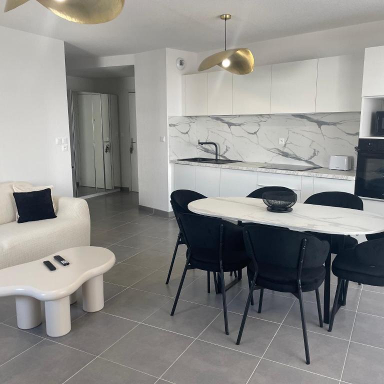 Embarquer sur le navire - Two-Bedroom Apartment - 4