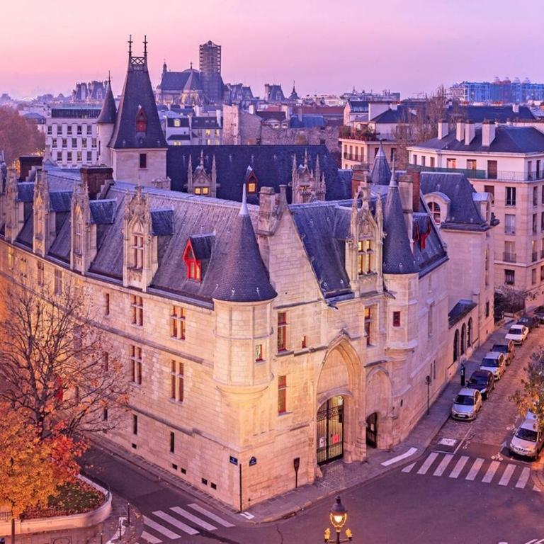 Luxury apartment in prestigious Le Marais - Top Location - Two-Bedroom Deluxe Apartment - 14