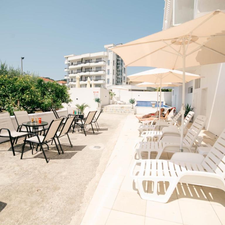 Villa Champion - Apartment with Terrace - 1