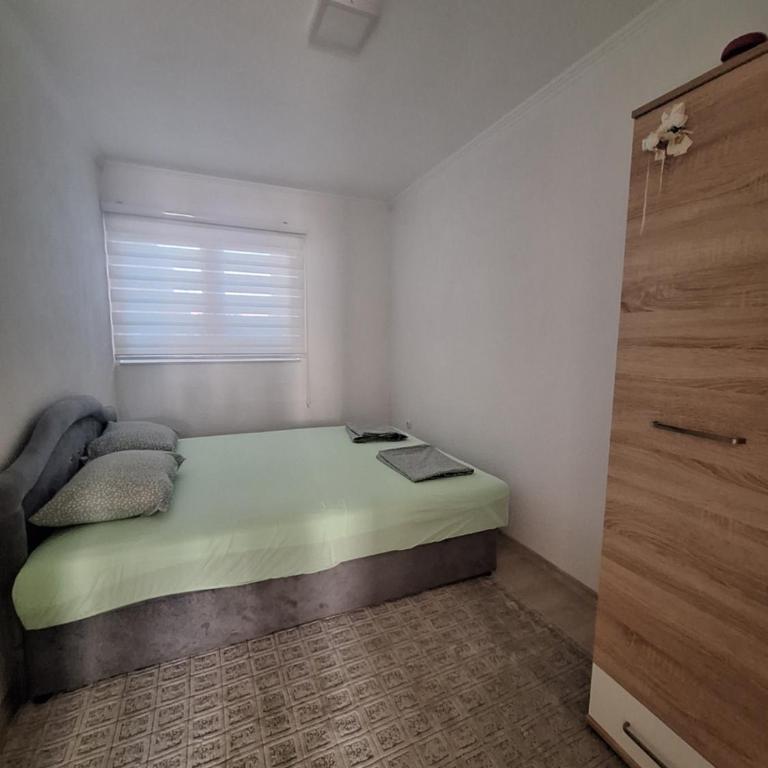 Apartman Most - One-Bedroom Apartment - 8