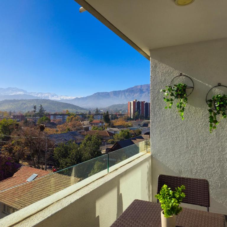 Lujoso Depto Las Condes - vista panorámica, a una cuadra del metro & estacionamiento gratis - Apartamento de 1 dormitorio - 16