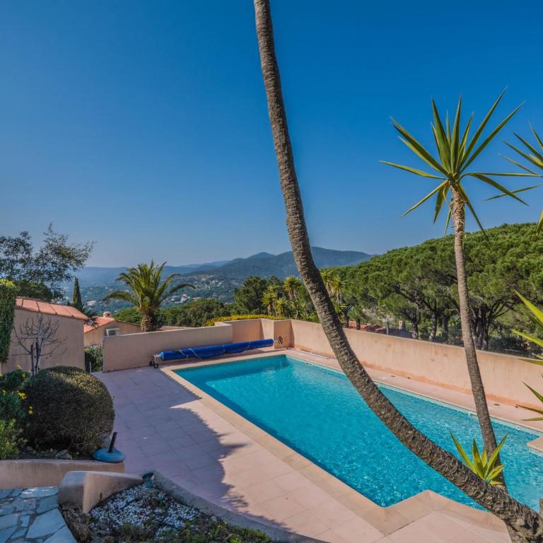 Villa bellevue sainte maxime un écrin de verdure au cœur du sémaphore piscine XXL - Haus mit 3 Schlafzimmern - 6
