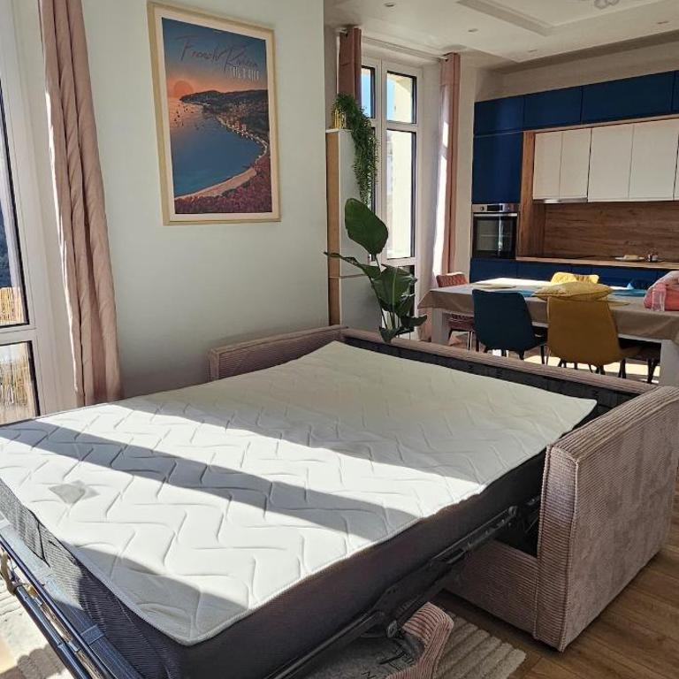 Central Cannes Cozy T4 - Walk to Beach and Congress - Appartement 3 Chambres Premium avec Balcon - 6