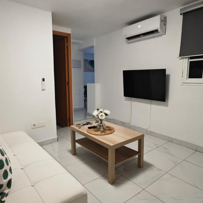 CASA ELEO - Apartamento de 1 dormitorio - 8