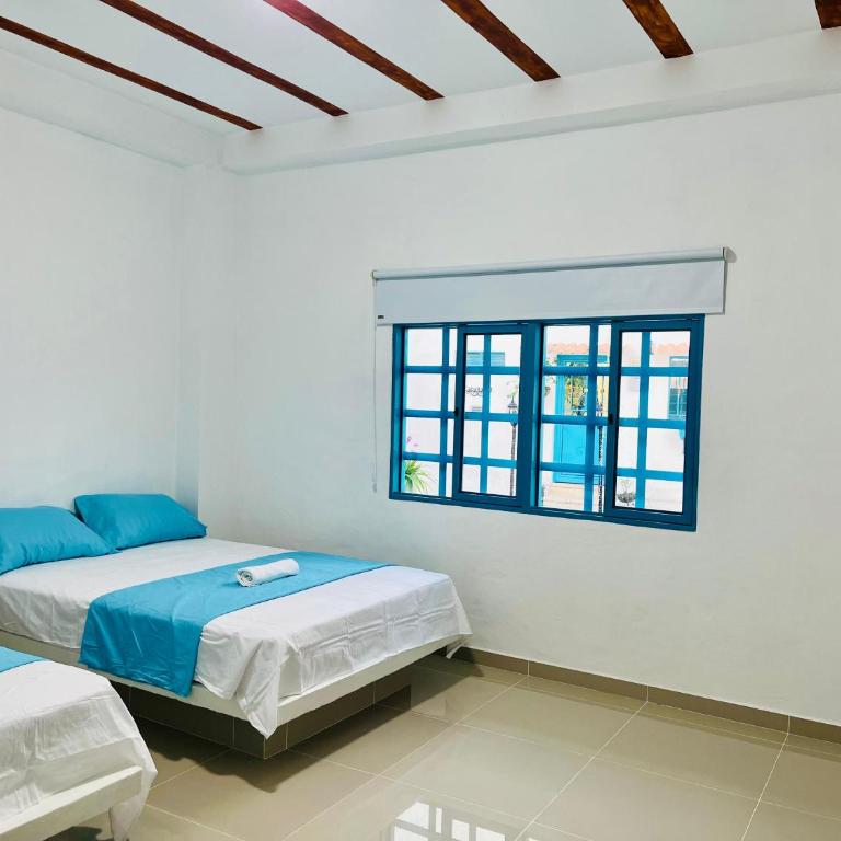 Amanecer Santorini - Standard Quadruple Room - 6