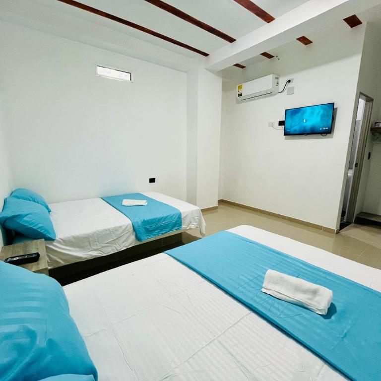 Amanecer Santorini - Standard Quadruple Room - 1