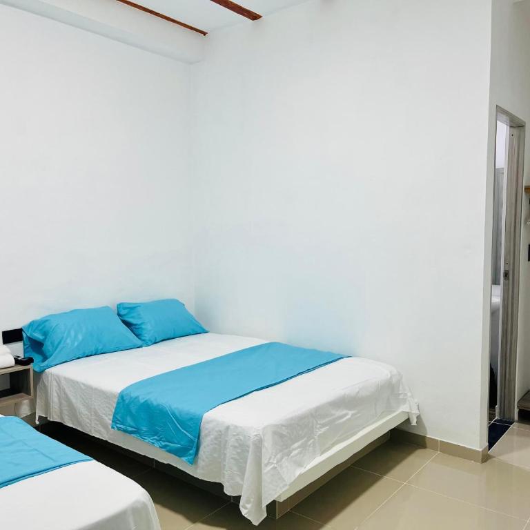 Amanecer Santorini - Standard Quadruple Room - 7