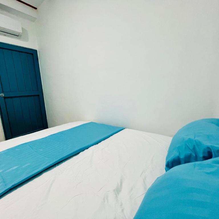 Amanecer Santorini - Standard Quadruple Room - 1