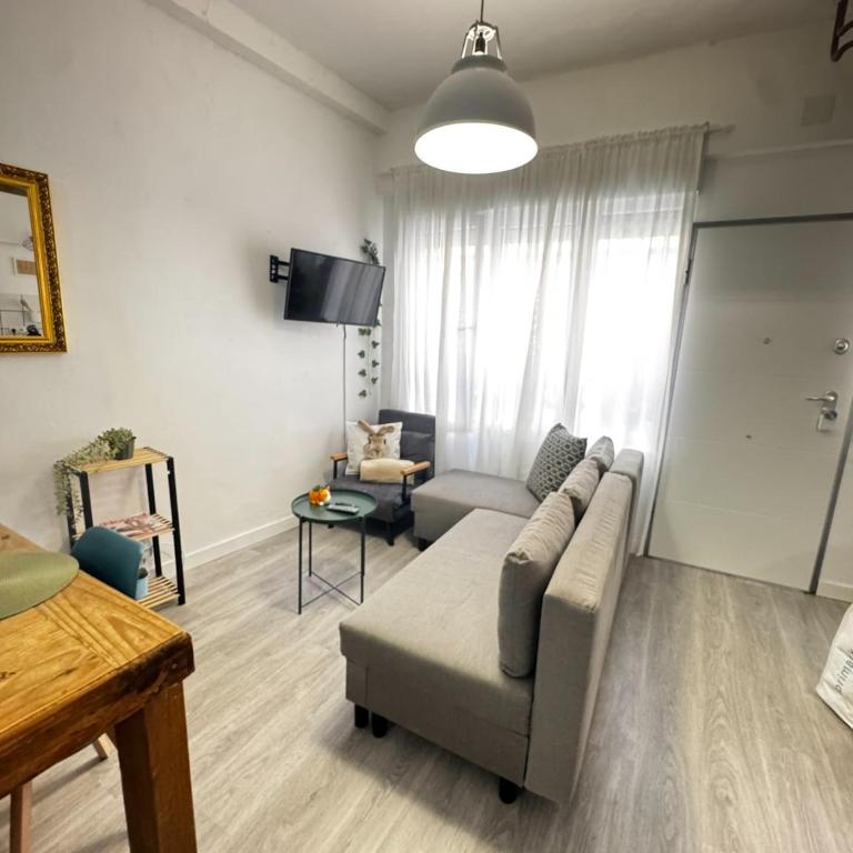 BeautyMadrid by ElenaHost - One-Bedroom Apartment - 11