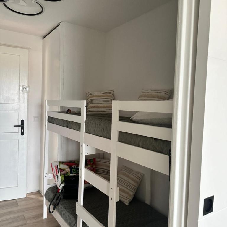Appartement dans résidence privée avec piscine proche mer - Appartement 2 Chambres - 6