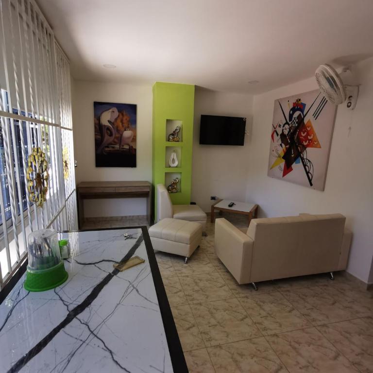 Comfortable apartamento 201 - Two-Bedroom Apartment - 10