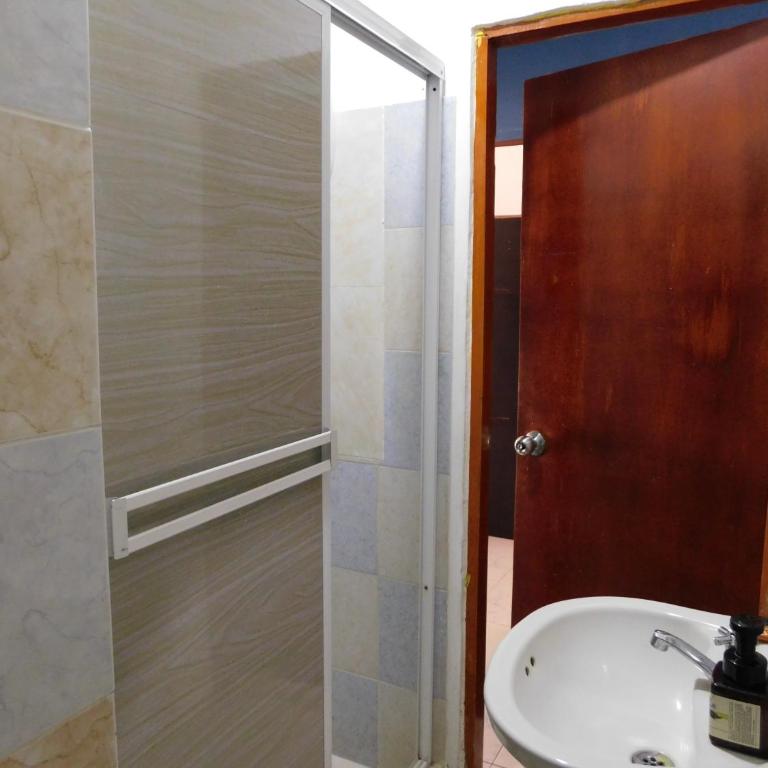 Apto con aire acondicionado cerca a la Universidad del Mag y Terminal - Two-Bedroom Apartment - 16