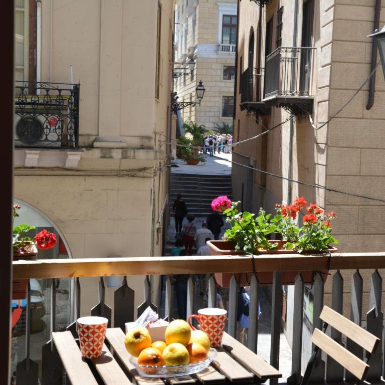 Duca di Villena - Deluxe Double Room with Balcony - 1