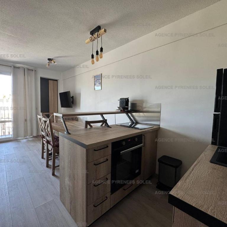 Location cosy avec Wi-Fi et parking couvert aux Angles - FR-1-295-208 - Appartamento - 3