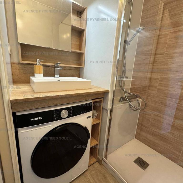 Location cosy avec Wi-Fi et parking couvert aux Angles - FR-1-295-208 - Appartamento - 6